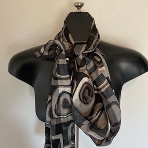 Black and grey scarf